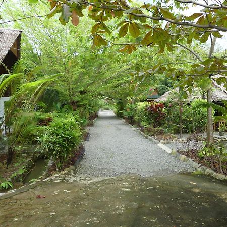 Magpie Homestay & Jungle Trekking Especially For Guest Trekking With Us บูกิตลาวัง ภายนอก รูปภาพ