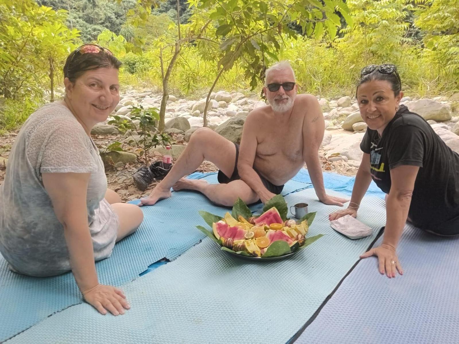 Magpie Homestay & Jungle Trekking Especially For Guest Trekking With Us บูกิตลาวัง ภายนอก รูปภาพ